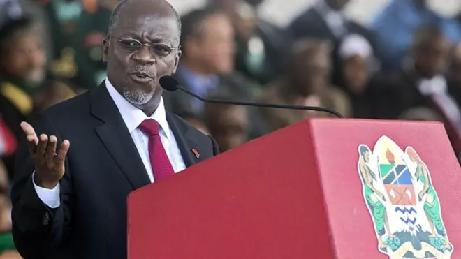 John Magufuli mengatakan bahwa para ibu muda akan terganggu konsentrasinya di kelas.