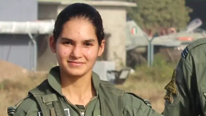 અવનિ ચતુર્વેદી