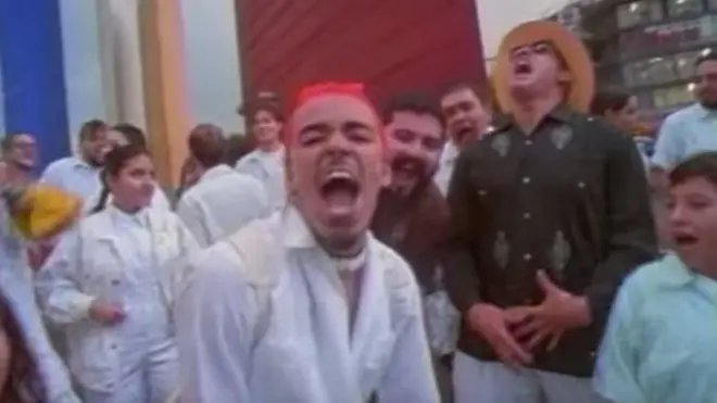 El video oficial de "La Ingrata", premiado como el mejor de 1995 por el canal musical MTV, cuenta con más de 14 millones de reproducciones en Youtube.