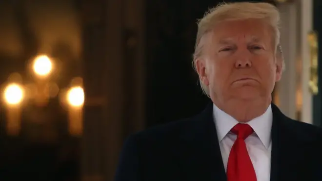 Como previsto, maioria dos senadores absolveu Donald Trump