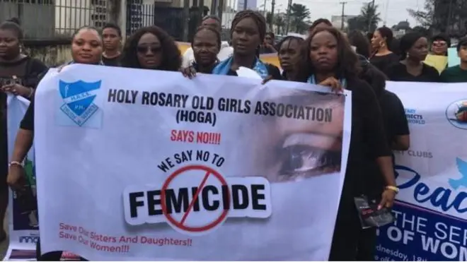 Des femmes ont défilé mercredi à Port Harcourt pour réclamer plus de protection