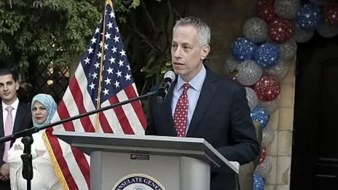 مایکل رتنی که برای سفارت آمریکا در عربستان پیشنهاد شده، پیش از این در بیت‌المقدس به عنوان کاردار سفارت آمریکا فعالیت کرده است