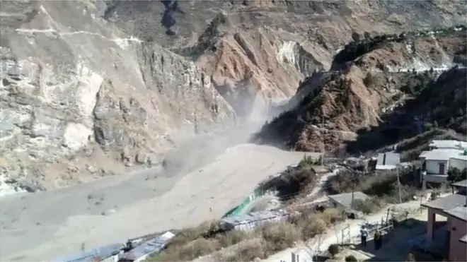 చమోలీ ప్రాంతంలో ఈ ఏడాది ఫిబ్రవరిలో జరిగిన ప్రమాదంపై నిపుణుల బృందం అధ్యయనం చేసింది.