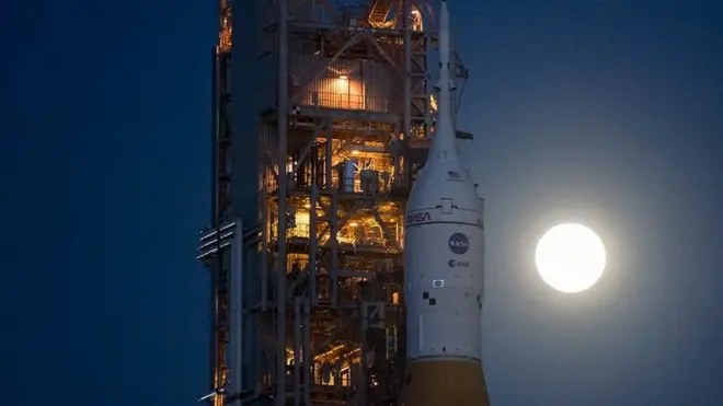 나사의 신형 대형 우주선 SLS