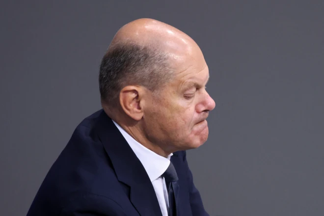 За уряду Шольца