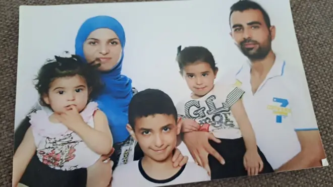 خلیل کی عمر محض چھ سال تھی جب انھیں اپنا ملک شام چھوڑنا پڑا