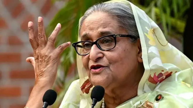 షేక్ హసీనా, బంగ్లాదేశ్, భారత్, రాజకీయాలు