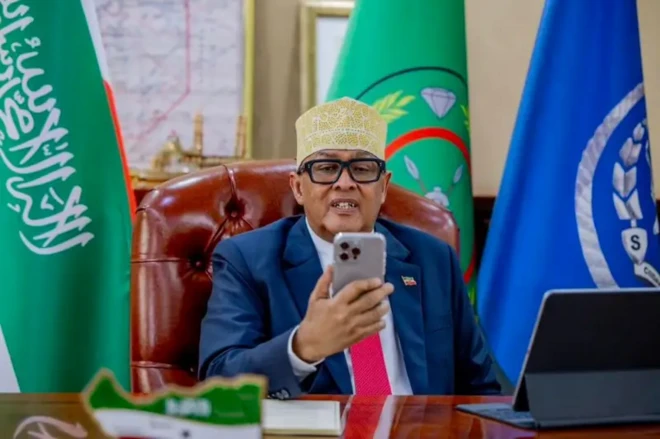 የሶማሊላንዱ ፕሬዝደንት ኢሮ ከእስራኤሉ ጠ/ሚ ኔታኒያሁ ጋር በቪድዮ ሲነጋገሩ