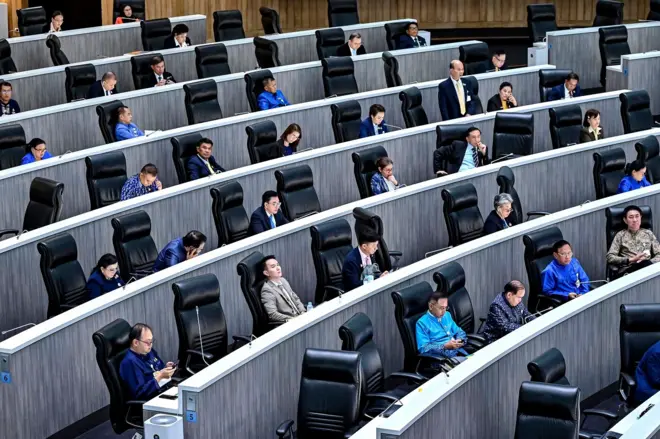 การประชุมวุฒิสภาสมัยสามัญเกิดขึ้นทั้งหมด 21 ครั้ง เพื่อพิจารณาร่างกฎหมาย, รายงานประจำปีของหน่วยงานต่าง ๆ, ญัตติ, ให้ความเห็นชอบบุคคลดำรงตำแหน่ง, ตั้งกระทู้ถาม