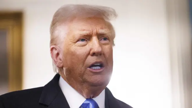 Retrato de Donald Trump.