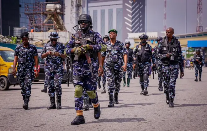 Aworan awọn ọlọpaa nibi iranti EndSARS ni Lekki