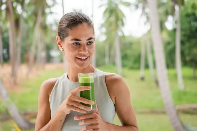 फिटनेसः ग्रीन पावडर, ग्रीन सप्लिमेंट्समुळे आरोग्य सुधारतं का?