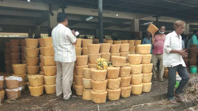 అనకాపల్లి బెల్లం మార్కెట్