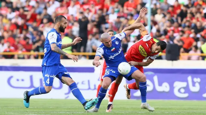 استقلال و پرسپولیس