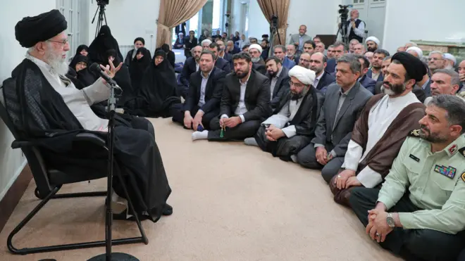 خامنه ای جشن هنر شیراز