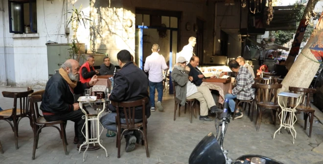 منذ عام 2016، اقترضت مصر ما يزيد على 20 مليار دولار من صندوق النقد الدولي، إضافة إلى كثير من القروض من دول خليجية وأجنبية