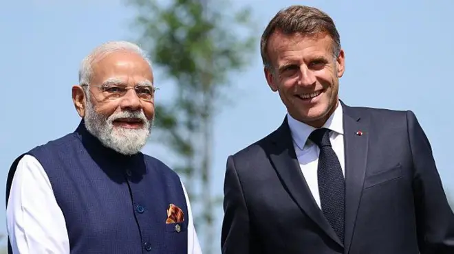 नरेंद्र मोदी और इमैनुएल मैक्रों