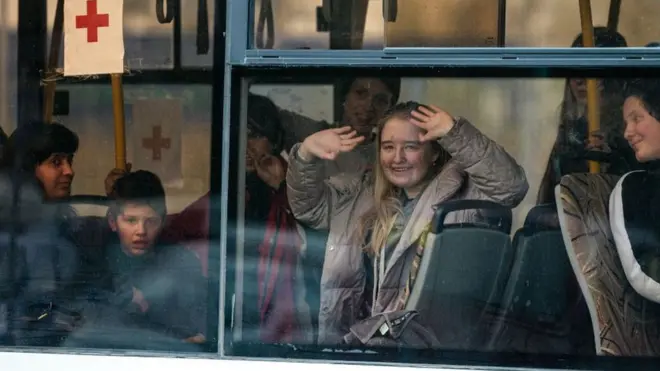 Евакуйовані з Маріуполя