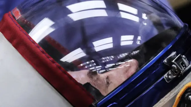 Космонавтра Алексей Овчинин перед запуском