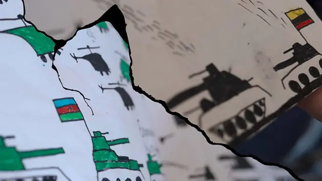 "Дети уже рисуют войну". Как переселенцы из Азербайджана спасаются от обстрелов