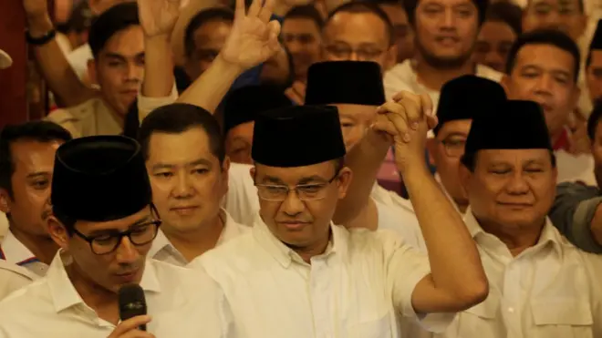 Sandiaga Uno, Hary Tanoesoedibjo, Anies Baswedan dan Prabowo Subianto setelah pemberikan suara hari Rabu (19/04).