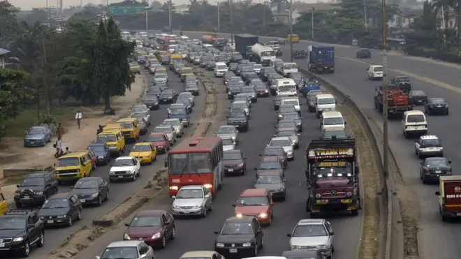 Chairman of Nigerian Insurers Association say most motor dey drive with fake insurance certificate.