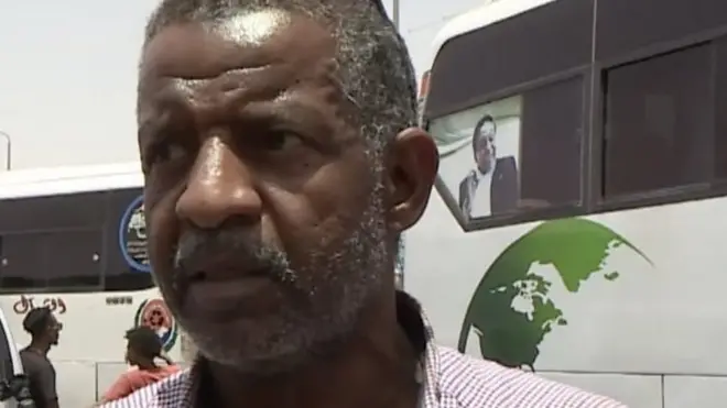 بي بي سي تحدثت إلى بعض من وصلوا إلى أسوان عن طريق معبر "كركر"