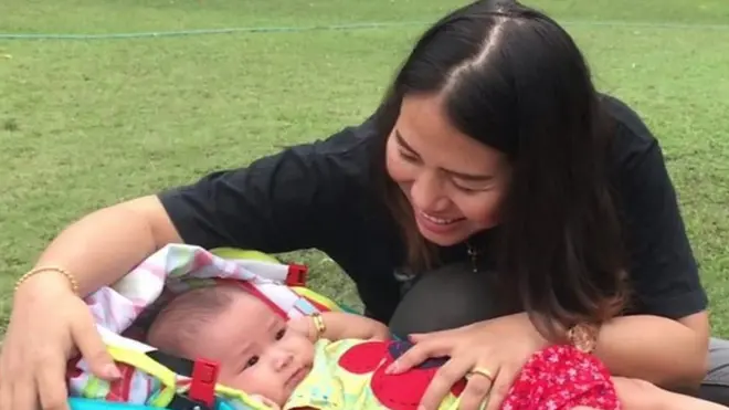 မျှော်လင့်ရုံပဲတတ်နိုင်တဲ့ ကလေးနဲ့မိခင်