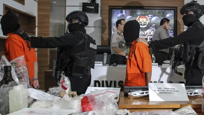 Orang-orang yang oleh Polri dikatakan merencanakan aksi teror pada 22 Mei, saat KPU umumkan hasil pemilu.