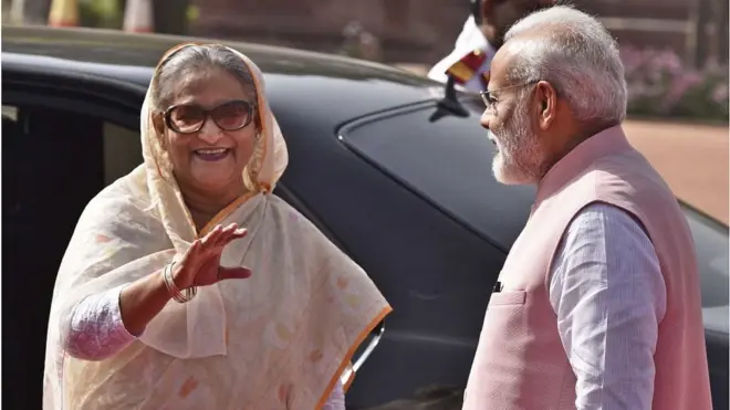 బంగ్లాదేశ్ ప్రధాని షేక్ హసీనాతో భారత్ ప్రధాని నరేంద్ర మోదీ