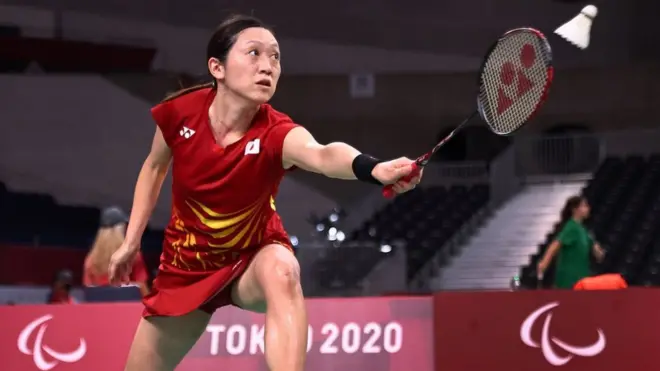 鈴木亜弥子は4日、銀と銅の2個のメダルを手にした。写真は3日の予選リーグ