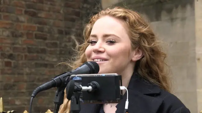 Tiktokerka i seksualno zlostavljanje