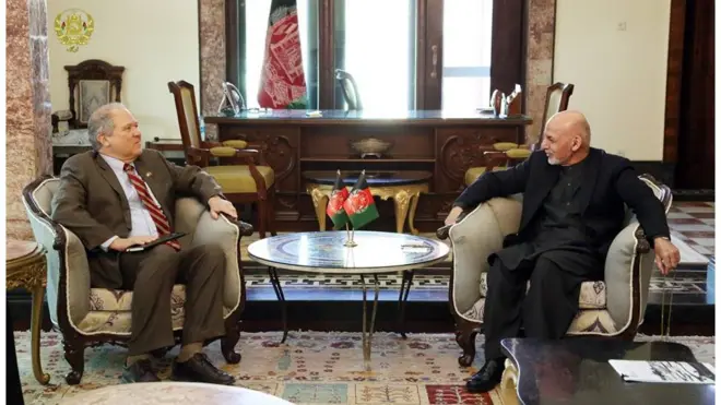 گزارشهای آقای ساپکو درباره فساد اداری بارها باعث خشم مقام‌های افغان شده‌است