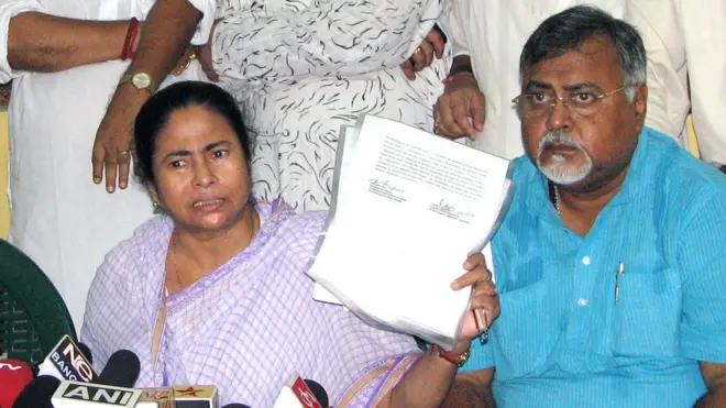 ममता बनर्जी के साथ पार्थ चटर्जी