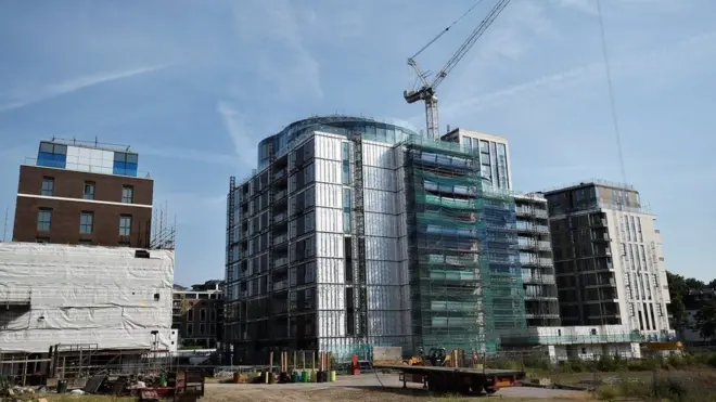 Dhismooyinka Britain