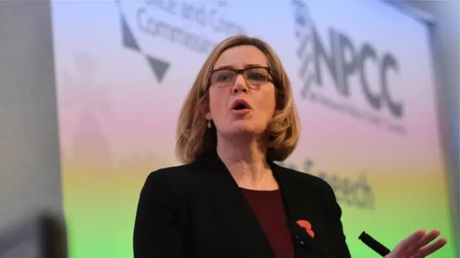 Amber Rudd ta bayyana cewa manhajar na iya gano kashi casa'in da hudu cikin dari na harkokin IS