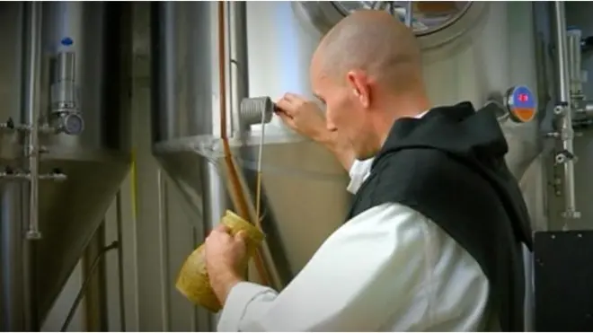 레스터셔 수도원의 양조 기술은 맥주 감정가들에게서 큰 호평을 받았다