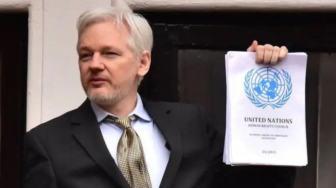 Джулиан Ассанж