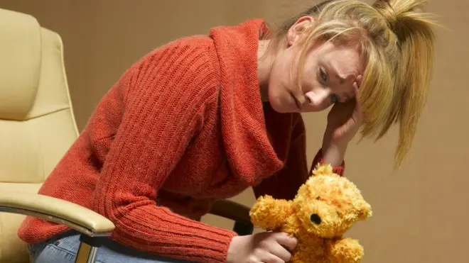 Las madres solteras enfrentan un riesgo de depresión que es tres veces mayor que las madres con una pareja.