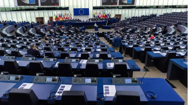 европарламент