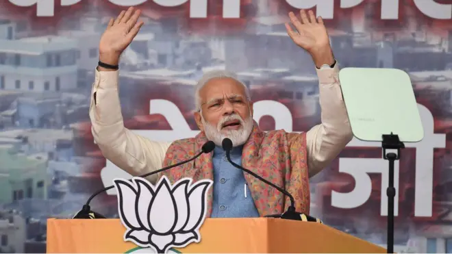 Narenda Modi menuduh musuh-musuh politiknya menyebarkan kebohongan.