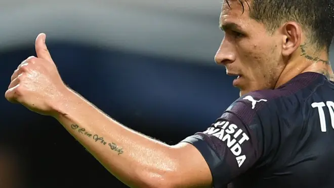 Torreira tuvo una gran actuación en Rusia 2018, participando en los cinco partidos jugador por la selección uruguaya.