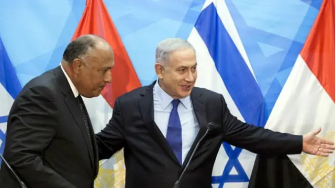 صورة من الأرشيف لزيارة وزير الخارجية المصري سامح شكري إلى إسرائيل