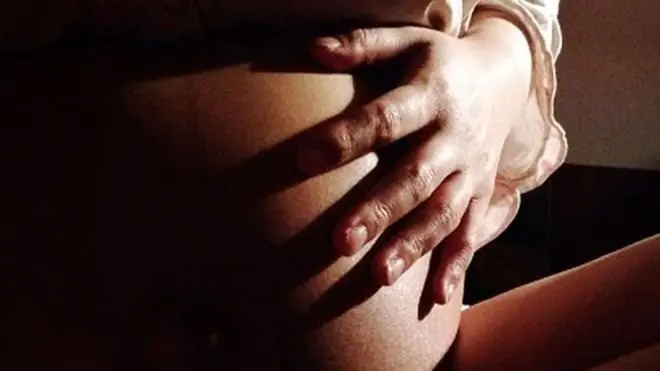 นางหม่า มีอายุครรภ์ 41 สัปดาห์ ขณะที่เลือกจบชีวิตตัวเอง