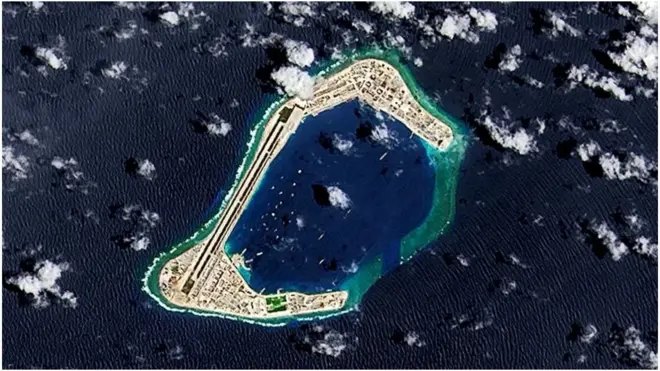 ኣከራኸርቲ ደሴታት