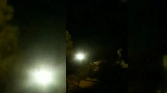 "لحظة تصدي الدفاعات السورية لغارات إسرائيلية"