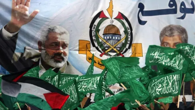 Hamas ima oružano krilo i vlada teritorijom od 2,3 miliona stanovnika