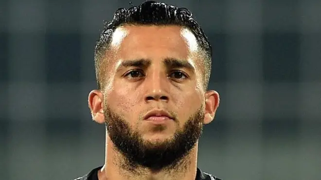 باشگاه پیکان تهران تایید کرده است که مذاکرات برای جذب فیصل شایسته، کاپتان تیم ملی فوتبال افغانستان به این باشگاه جریان دارد