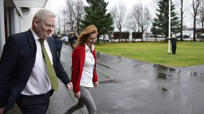 Сигурдур Инги Йоханнссон объявил об отставке после провала его партии на выборах