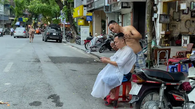 Ngã tư Cửa Nam, Hà Nội.